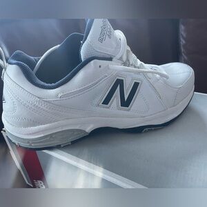 New Balance 11D